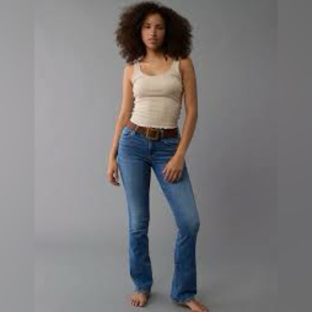 Size 14 American eagle bootcut high rise skinny kick jeans!